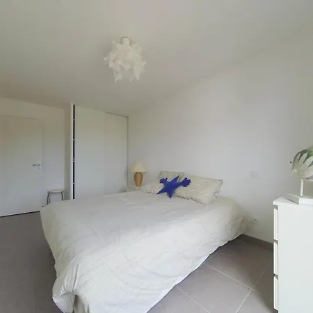 Appartement T3 Pour 6 Pers, Balcon, Parking, - Fr-1-803-96